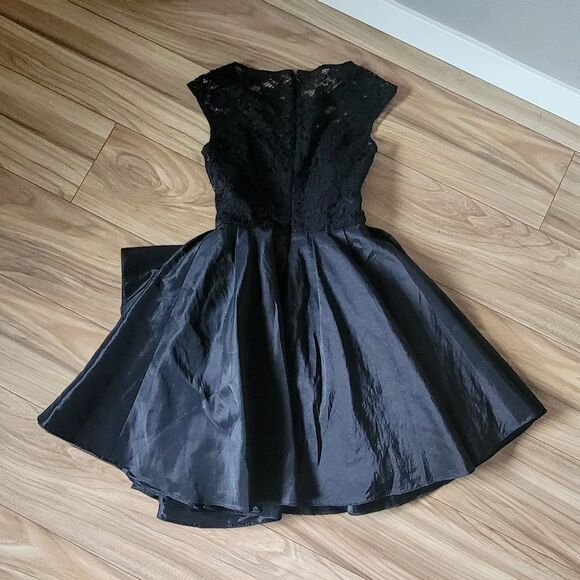 Marchesa Notte Lace Illusion Fit & Flare Taffeta Retro Cocktail Mini Dress Black - Picture 8 of 15